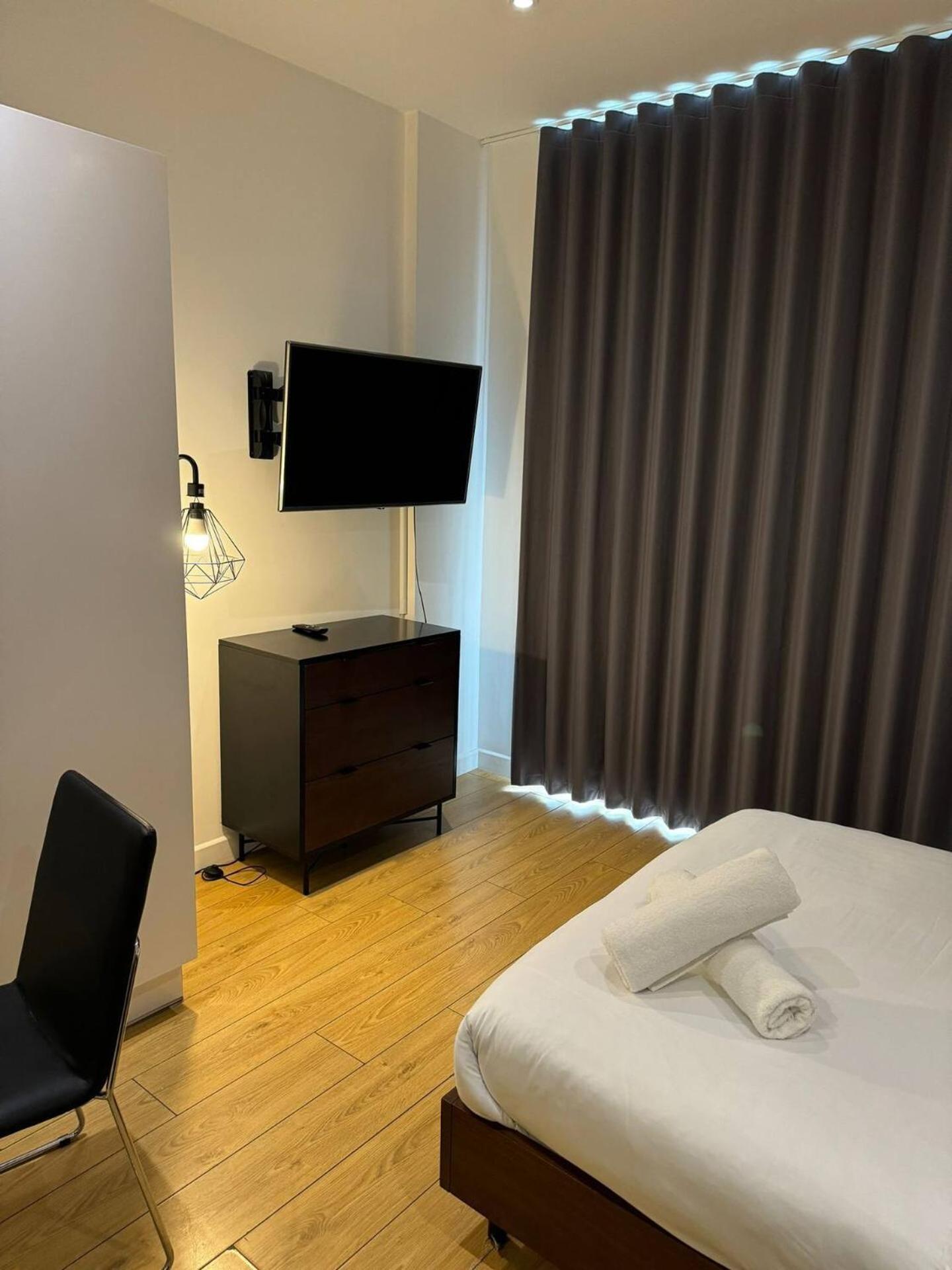 Classic Studio For 4 In Piccadilly Soho Central London Vr3 Buitenkant foto
