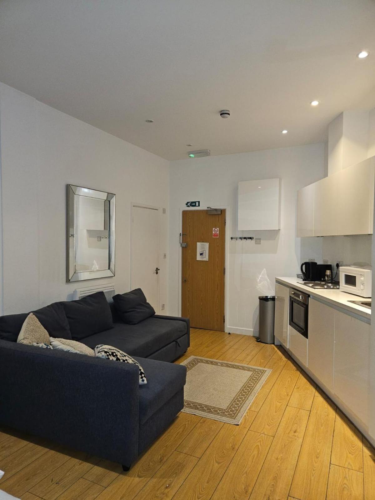 Classic Studio For 4 In Piccadilly Soho Central London Vr3 Buitenkant foto